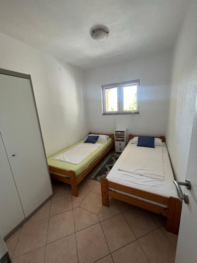Casa Mare Rtina Garten Zwei Baeder Eg Екстер'єр фото